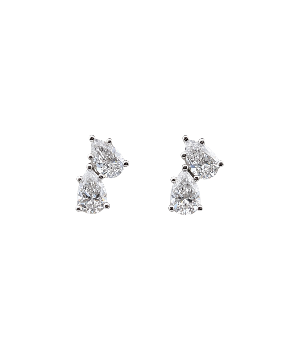 Aretes Dos Piedras Corte Pera con Diamantes de Laboratorio 2 CTW en Oro Blanco 14K