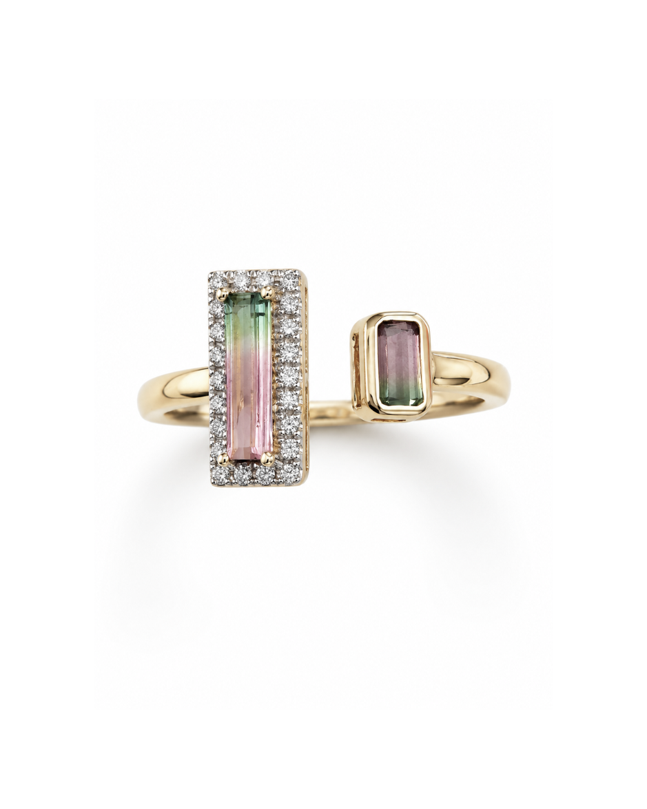 Anillo con Turmalina Sandía Bicolor Rosa y Verde en Oro Amarillo 14K