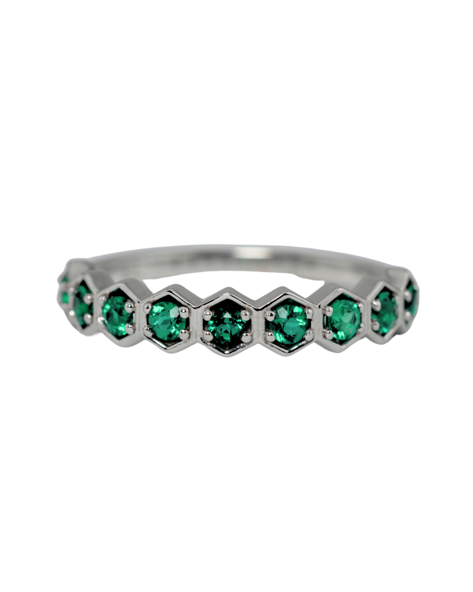 Onore anillo esmeraldas verdes de laboratorio oro blanco 14K diseño pentagonal contemporáneo