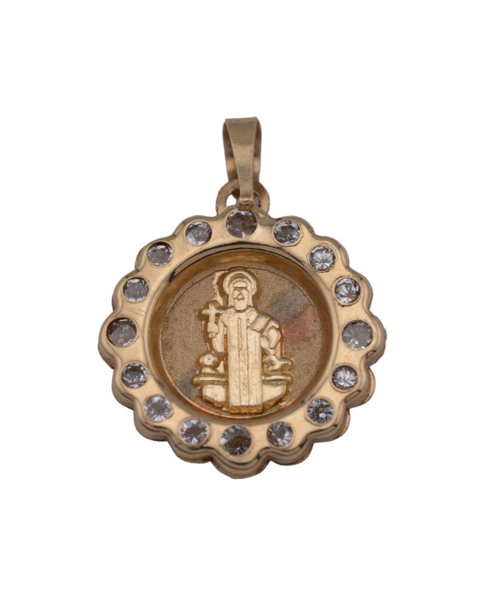 Onore medalla redonda de San Benito en oro amarillo 14K con grabado tradicional