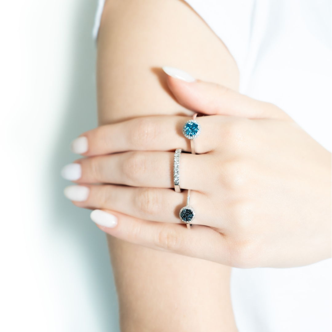 ANILLO DIAMANTE AZUL