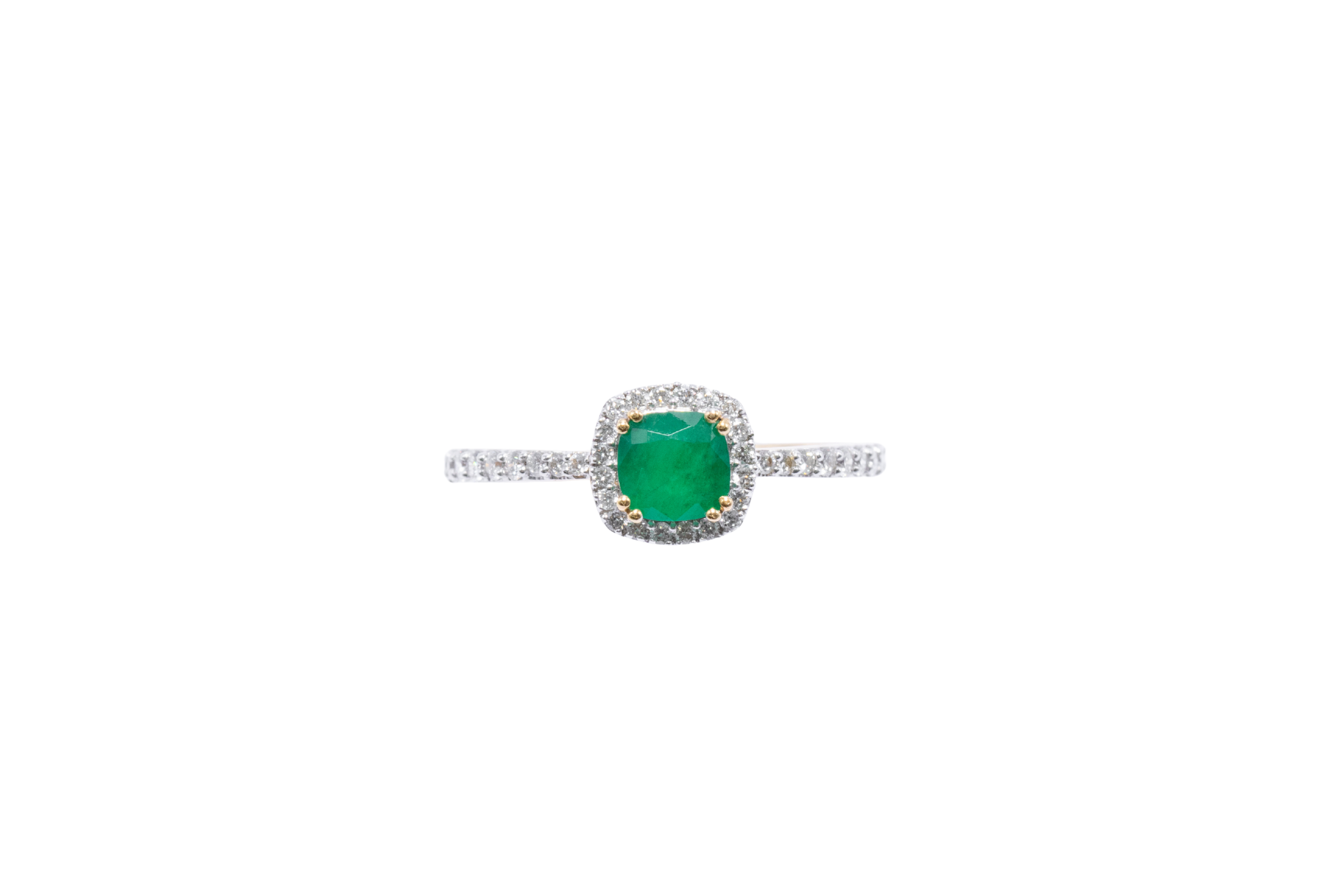 ANILLO ESMERALDA CORTE COJIN