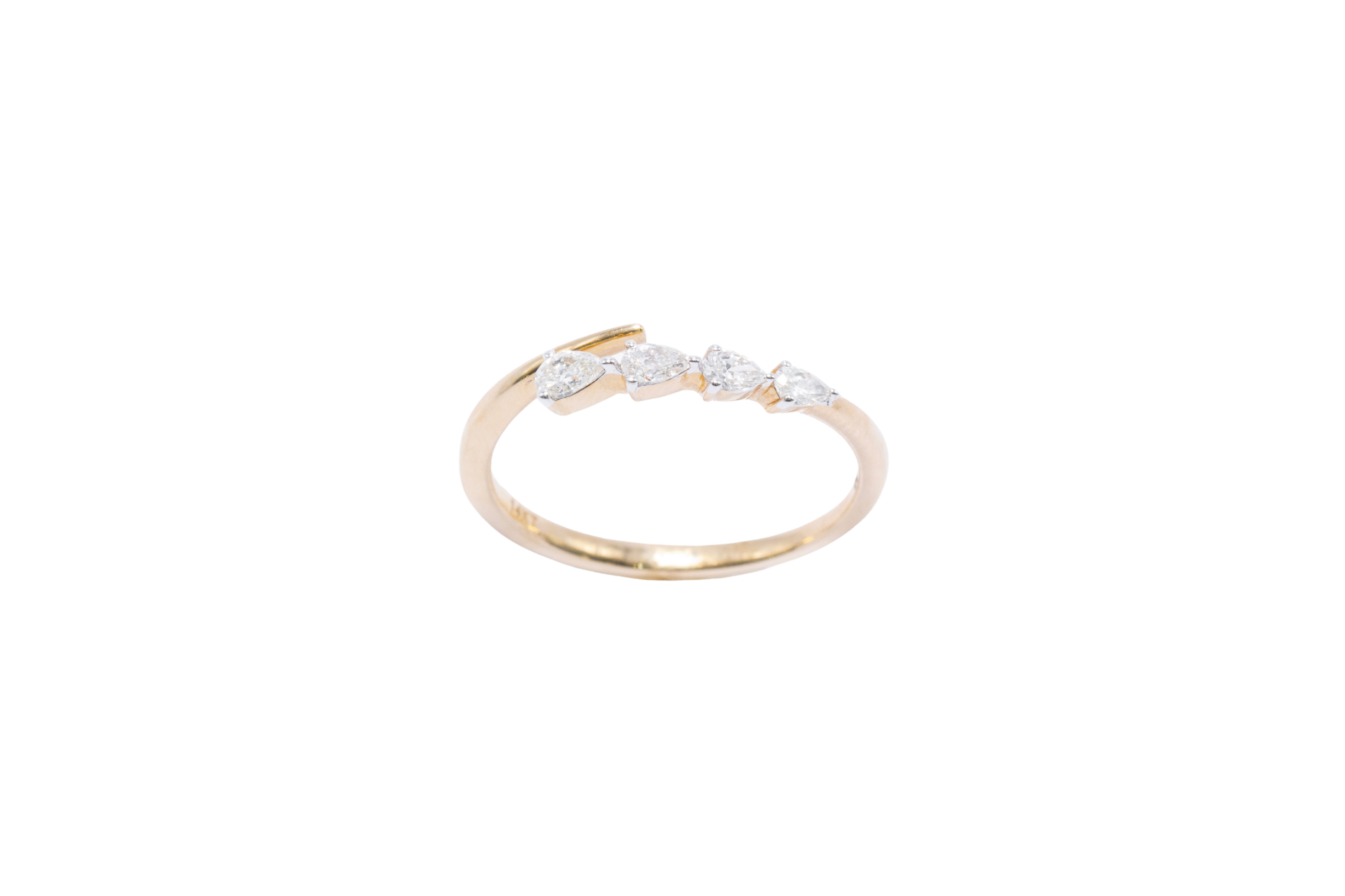 ANILLO DIAMANTES CORTE PERA